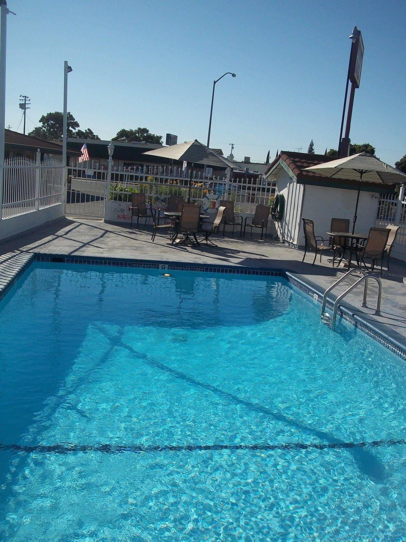 Holiday Motel Oakdale Exterior foto